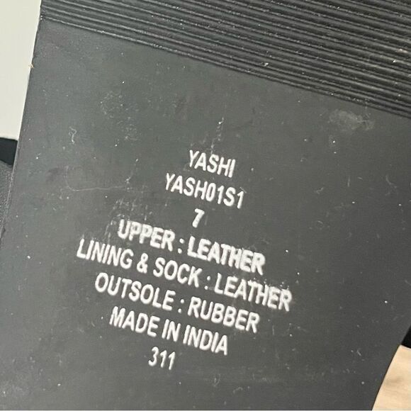 Steve Madden Yashi Gladiator Sandals in Black with Silver Buckles Sz 7, NWOB - Picture 9 of 10